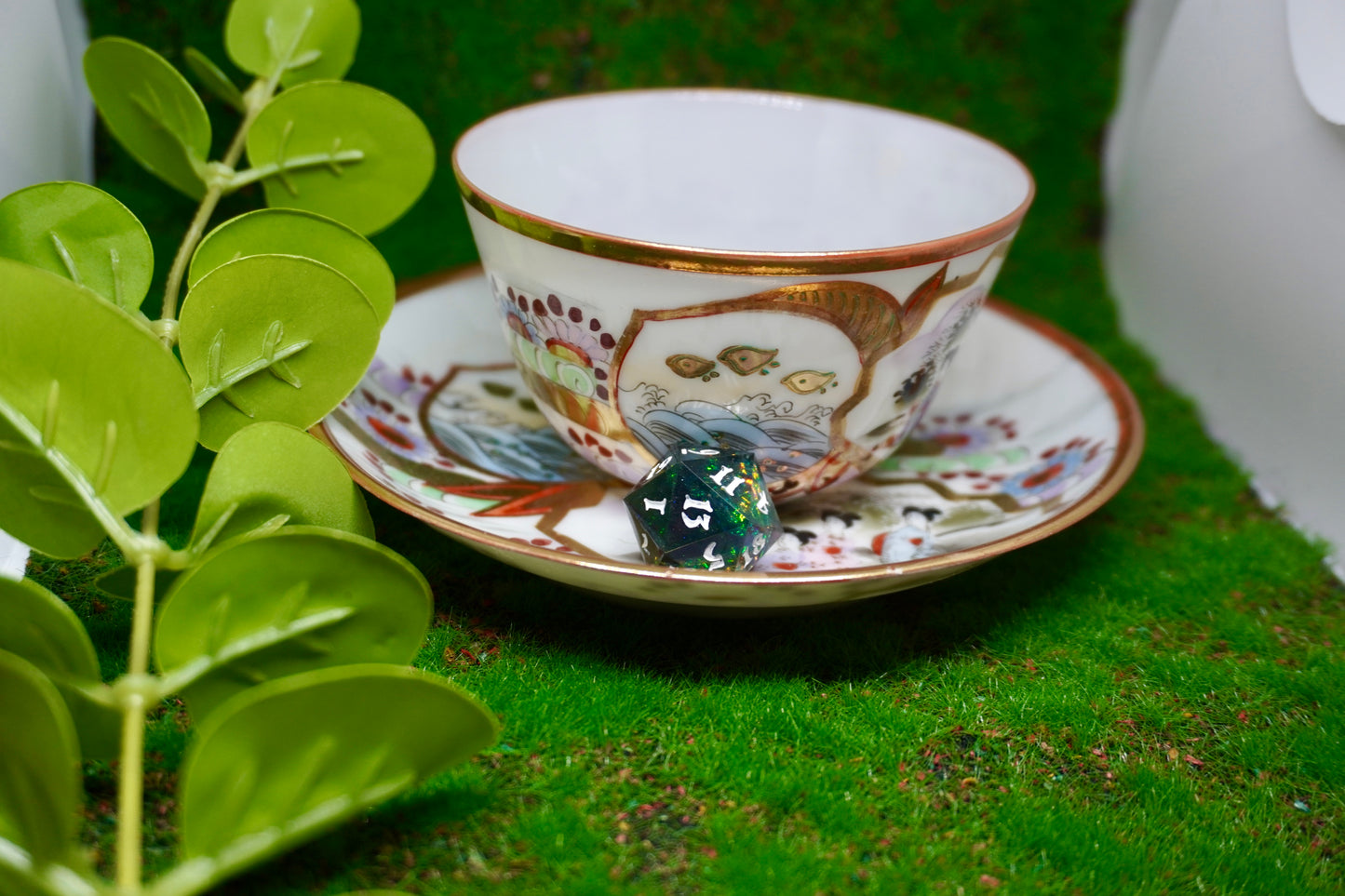 Tea cup dice tray Chinese themed