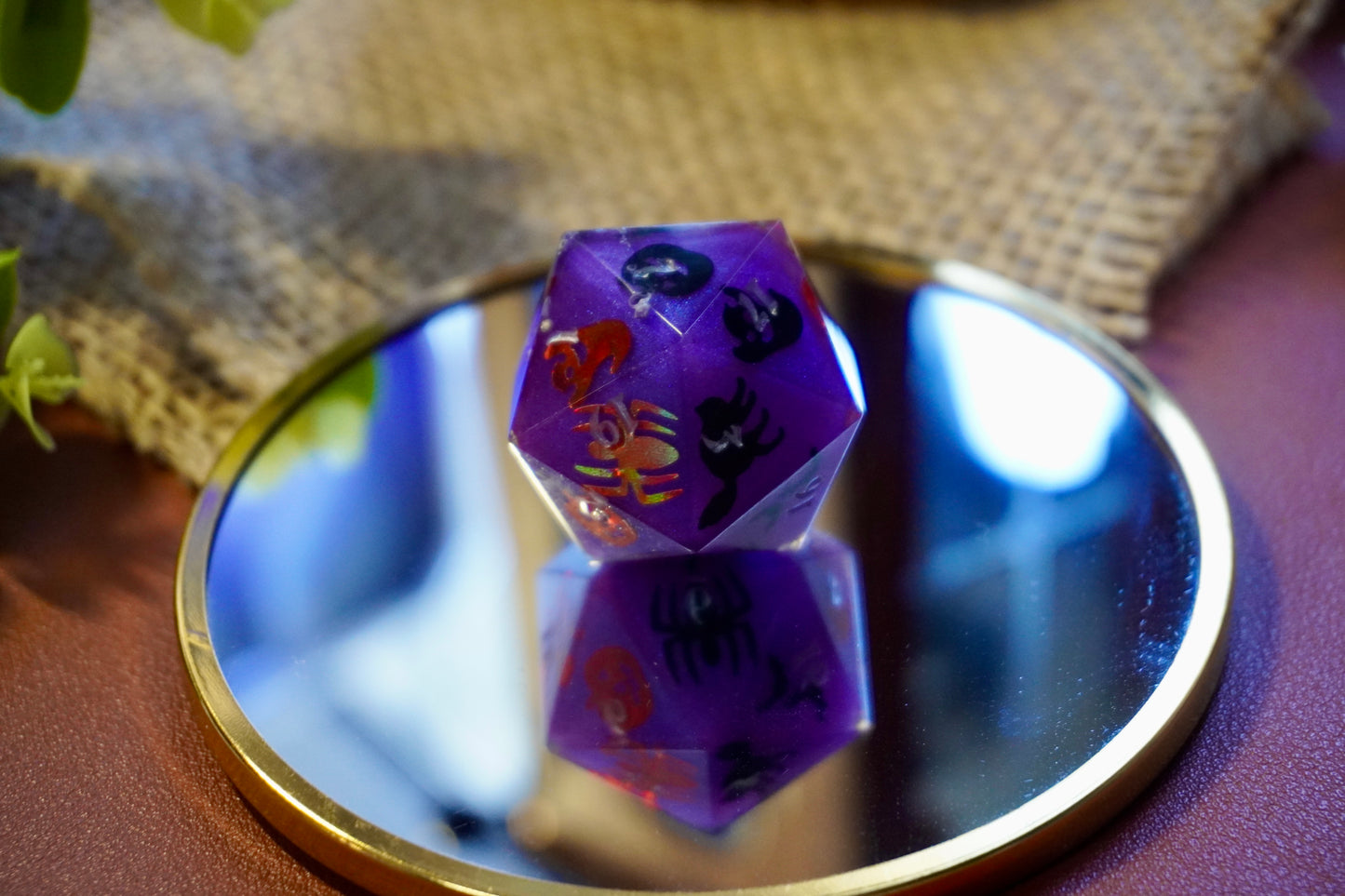 Hollow end D20 chunk