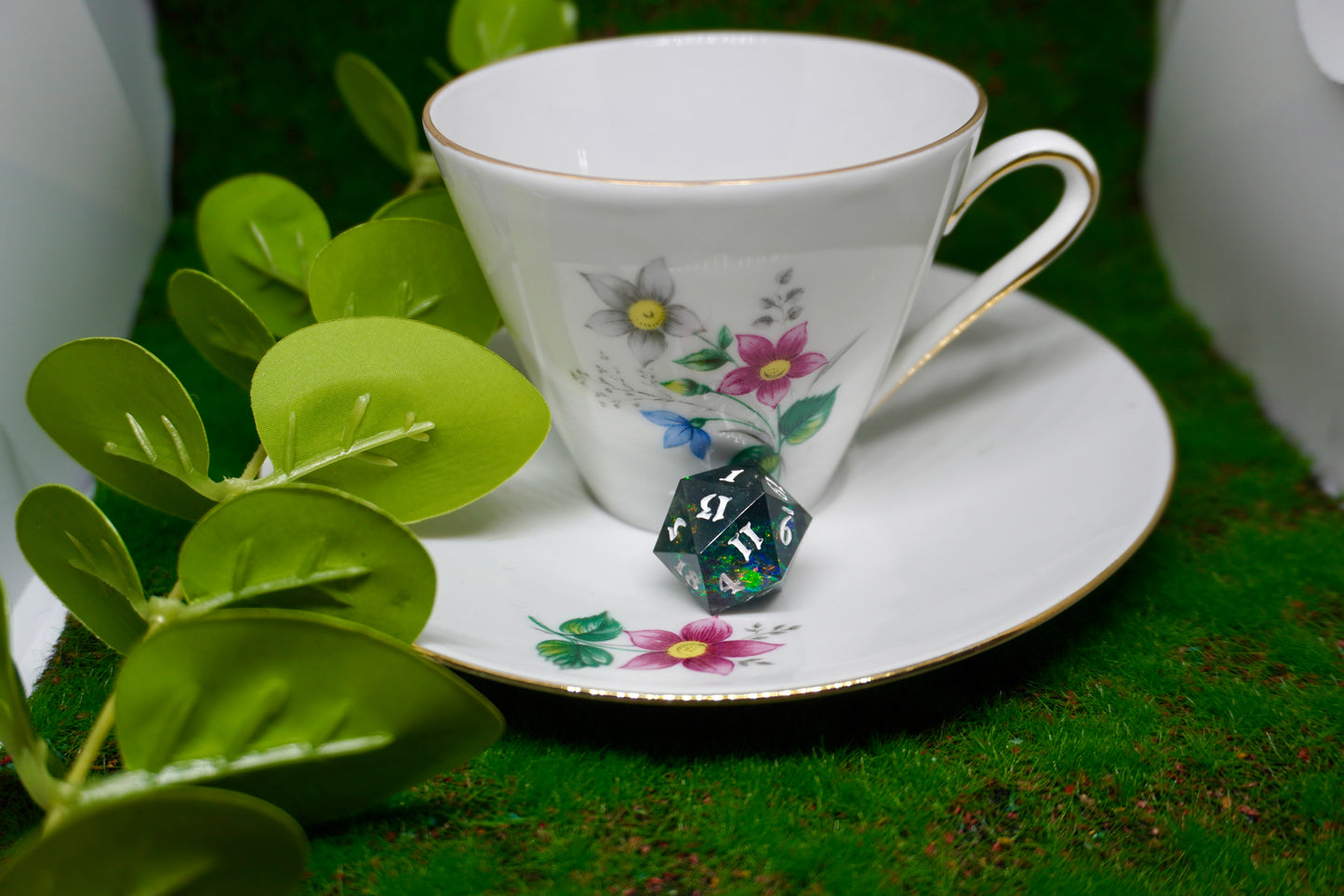 Tea cup dice tray flowers