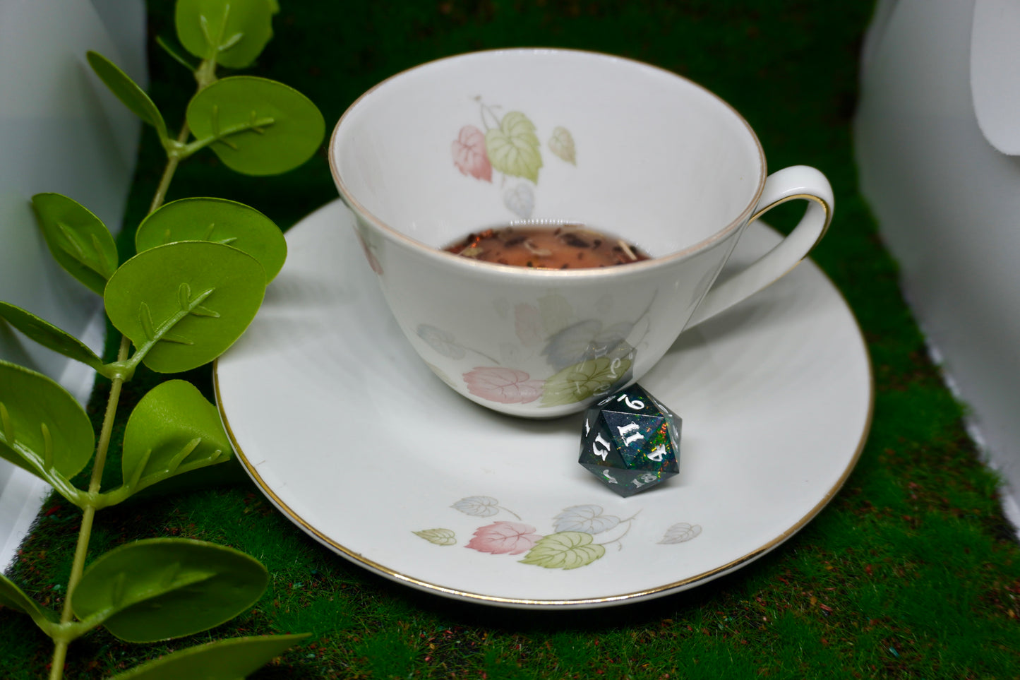 Tea cup dice tray fall leafs