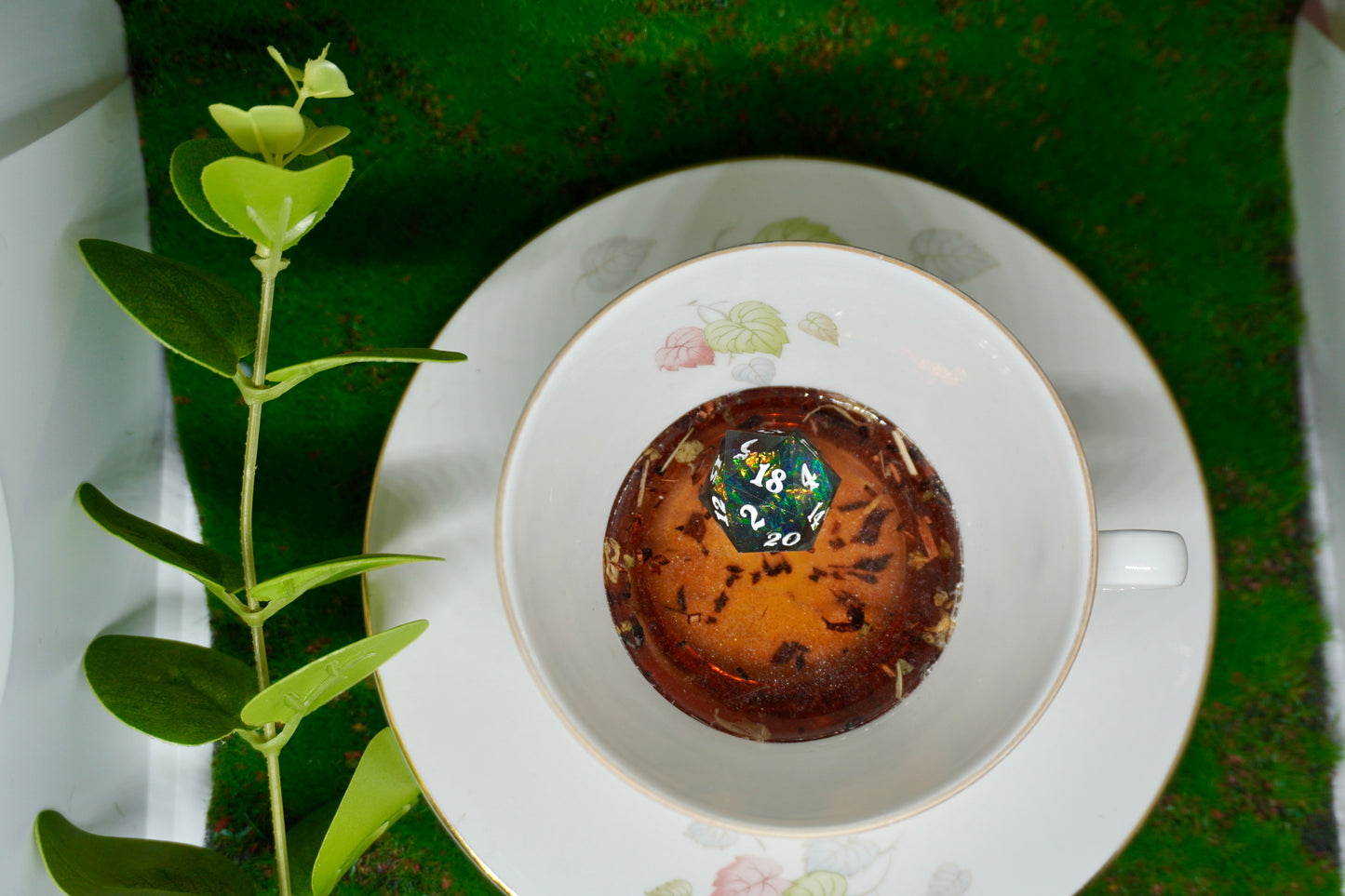 Tea cup dice tray fall leafs