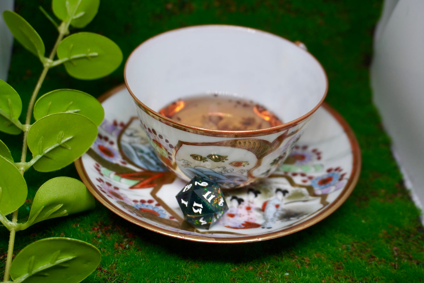 Tea cup dice tray Chinese themed