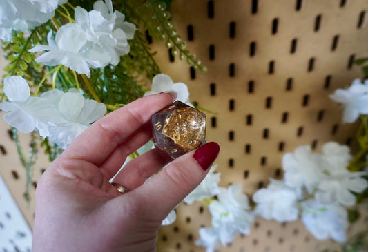 Gold treasure geode D20 chunk