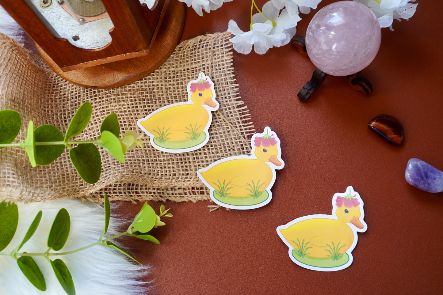 Little duckling whit flower hat