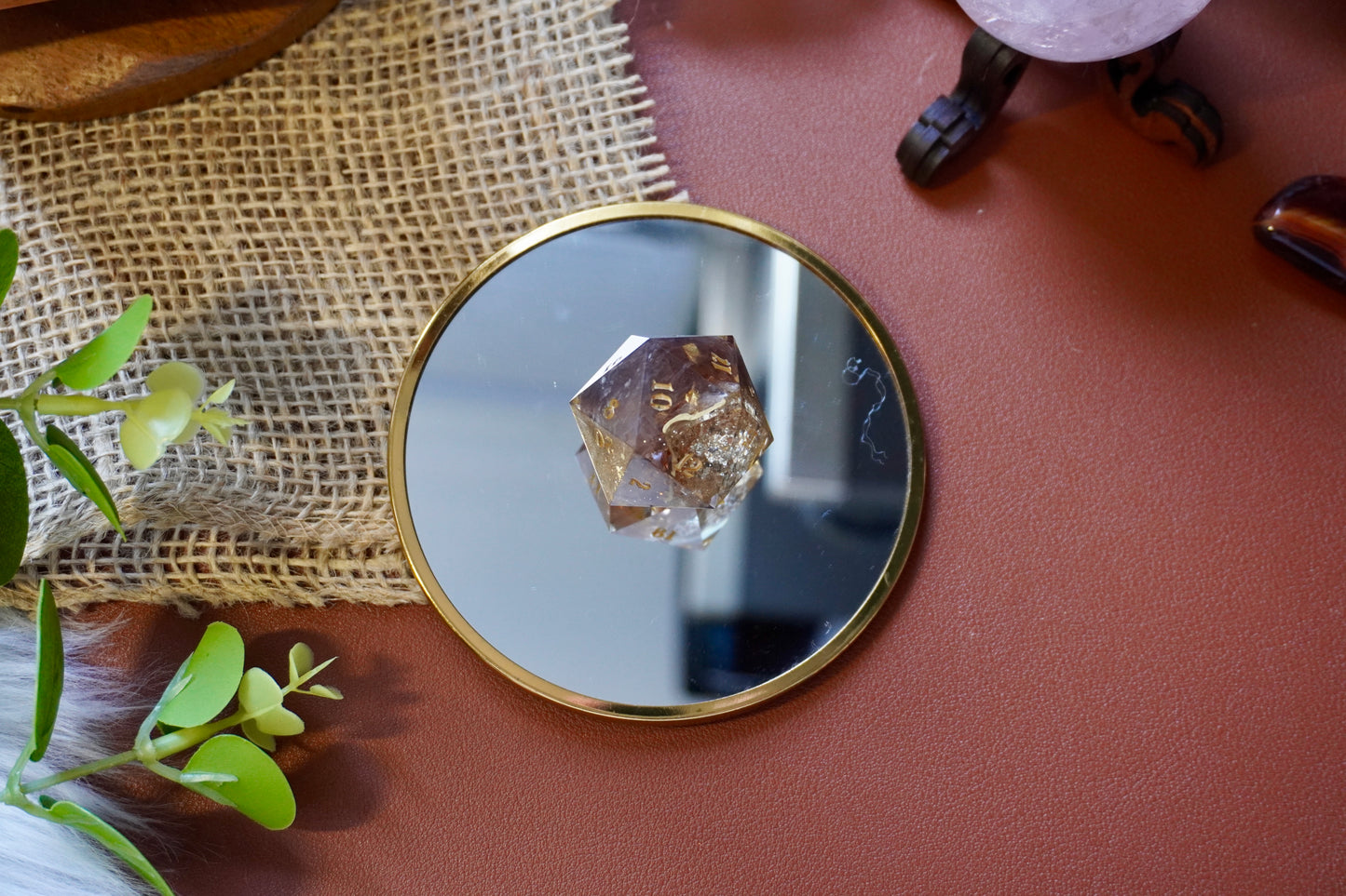 Gold treasure geode D20 chunk