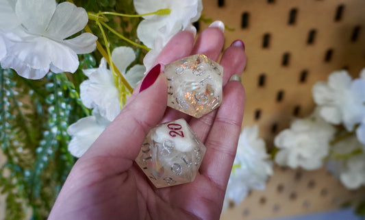 Mother of Pearls D20 chunk