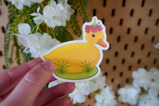 Little duckling whit flower hat